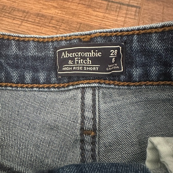 Abercrombie Shorts (2) - Picture 7 of 7